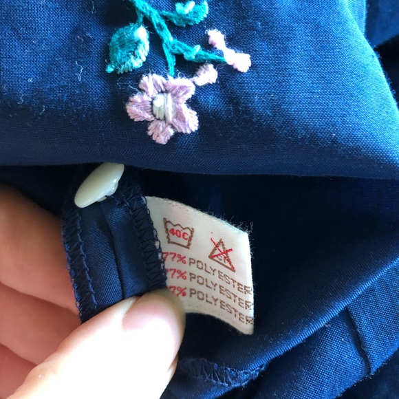 LAST CHANCE Vintage Tramo of Switzerland Embroidered Top - Picture 9 of 10